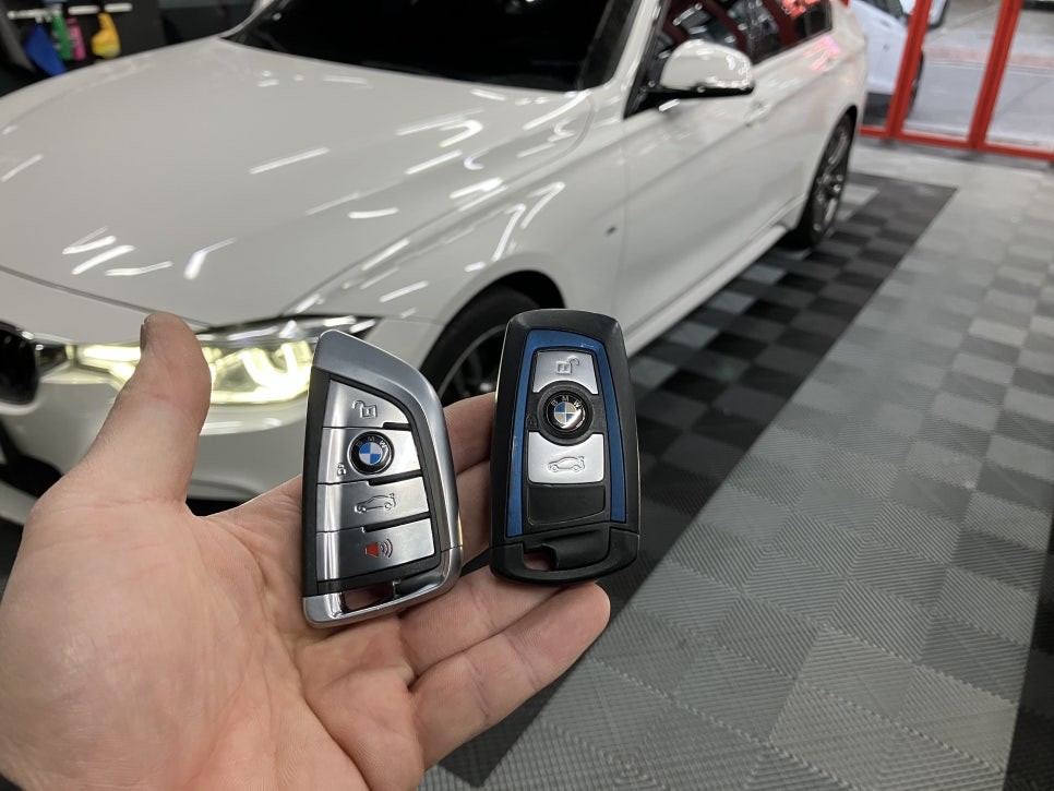 경기남부 / 에스튠(아이나비 수원광교점) - BMW F30 _ 신형키 복사 / 경기 수원 영통 / 수원.화성