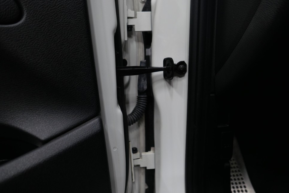 BMW 도어라이트 타공 장착 / 수원, 광교, 동탄