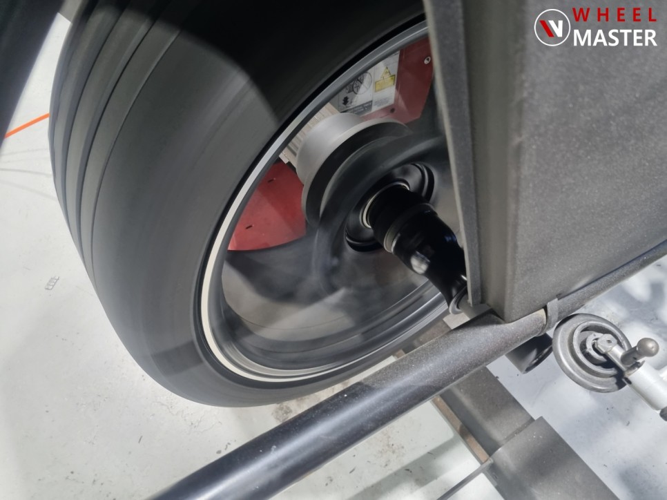 경기북부 / AMG GT63S 휠굴절수리 / GT63S 21인치 퍼포먼스휠 굴절수리 / 포트홀 굴절수리 / 파주,일산 / 남양주.구리.의정부.양주 파주.포천 고양.일산.김포