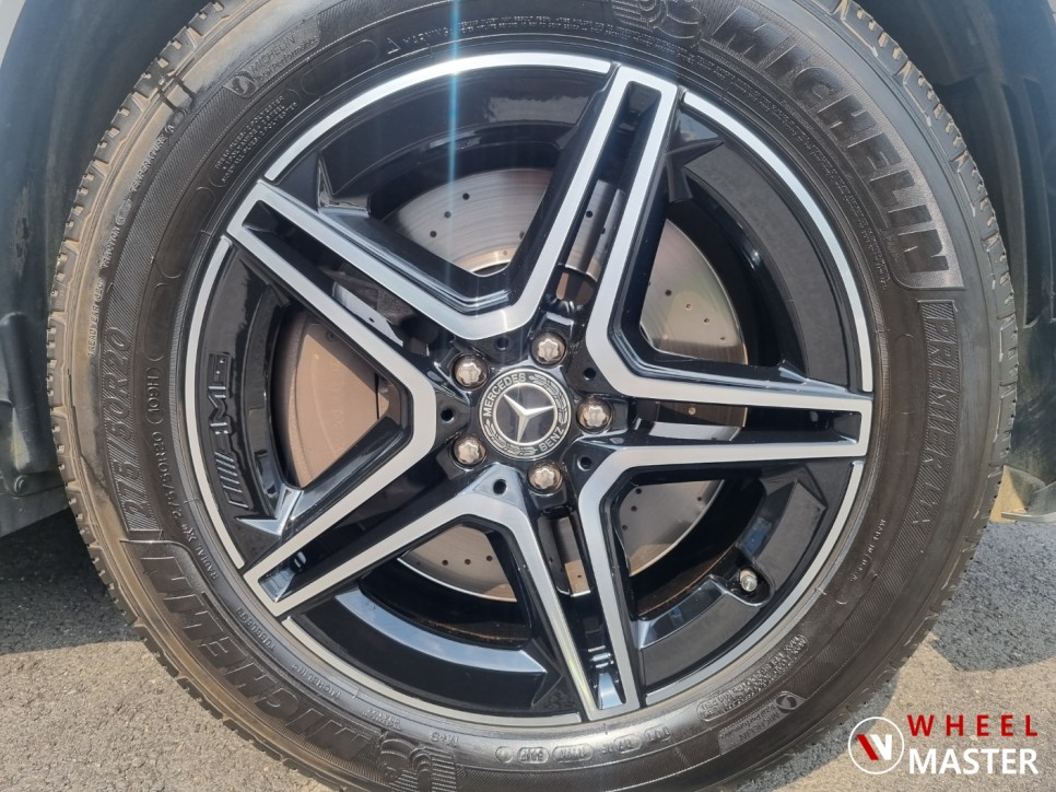 벤츠 휠복원 / 벤츠 GLE400D 심각한 휠파손 용접성형후 원형 휠복원