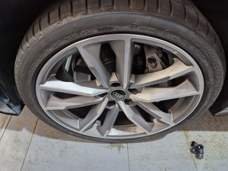 아우디 휠수리/아우디 A5 45TFSI 19
