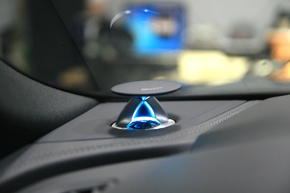 울산 아우디 Q8 뱅앤올룹슨 전동트위터 [ 아인스아우토 ]