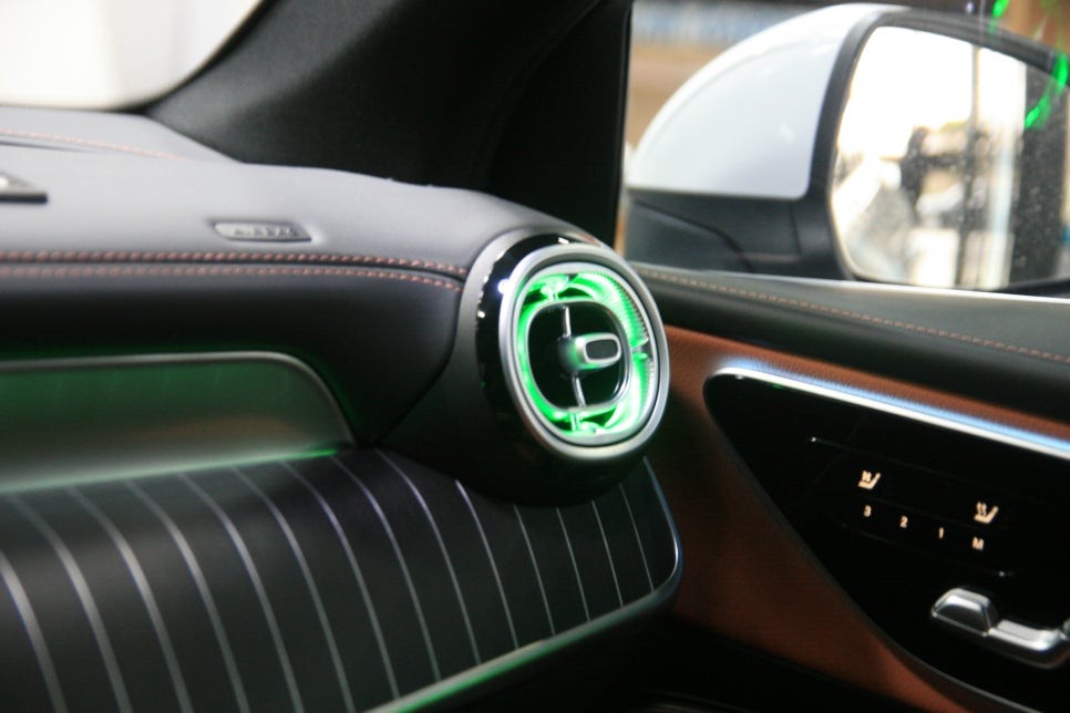 울산 벤츠 GLC 송풍구엠비언트 [ 울산 아인스아우토 ]