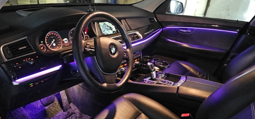 BMW 5GT F07 부산 엠비언트 라이트 튜닝 시공 / 부산,김해