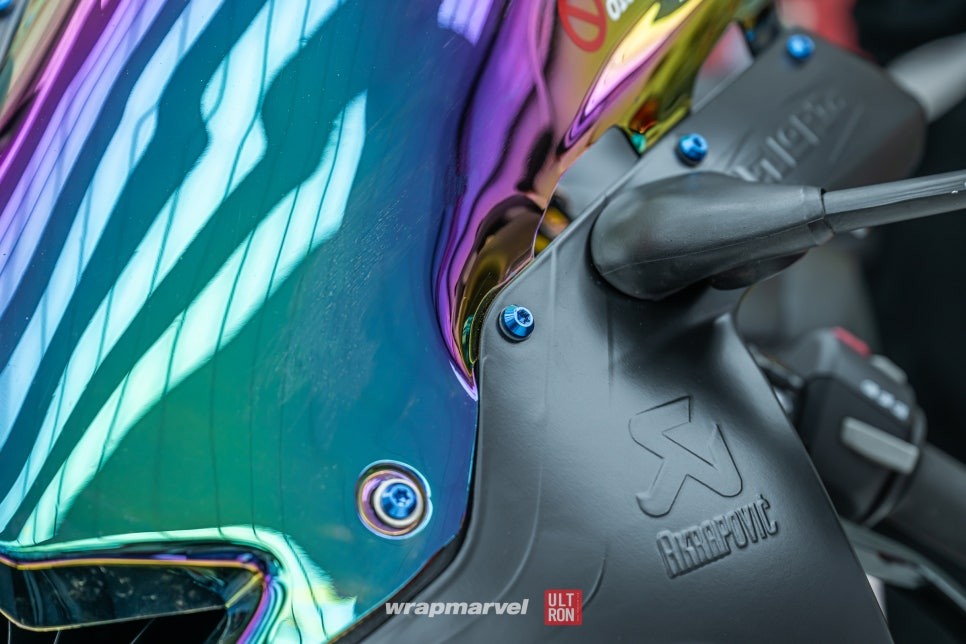 BMW S1000rr 바이크 랩핑 광주 랩마블에서 올블랙으로