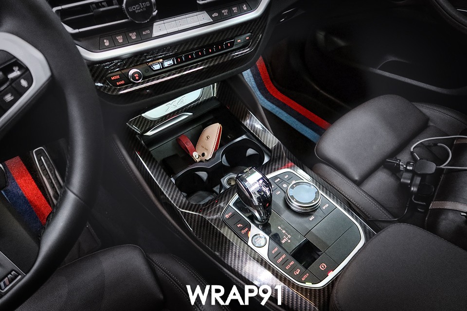 BMW X4 실내 포인트 랩핑 - 3M 4D 리얼카본, 경남 창원 자동차 랩핑 전문점 랩91 / 마산, 김해, 창원