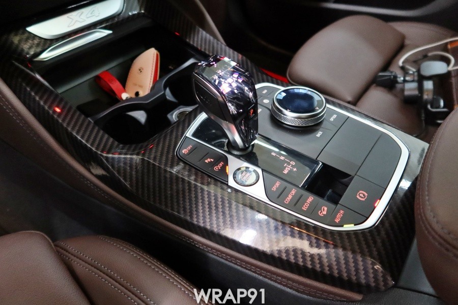 BMW X4 실내 포인트 랩핑 - 3M 4D 리얼카본, 경남 창원 자동차 랩핑 전문점 랩91 / 마산, 김해, 창원