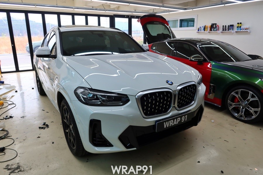 BMW X4 실내 포인트 랩핑 - 3M 4D 리얼카본, 경남 창원 자동차 랩핑 전문점 랩91 / 마산, 김해, 창원
