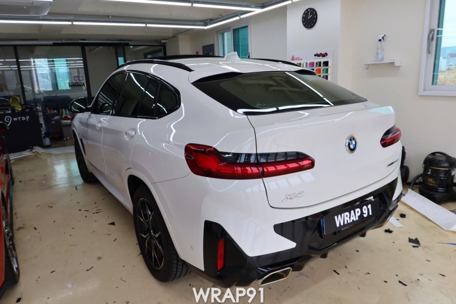 BMW X4 실내 포인트 랩핑 - 3M 4D 리얼카본, 경남 창원 자동차 랩핑 전문점 랩91 / 마산, 김해, 창원