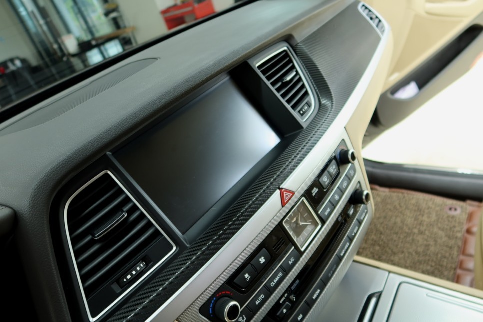 김해 제네시스 실내 카본 랩핑으로 고급지게~ / 마산, 김해, 창원