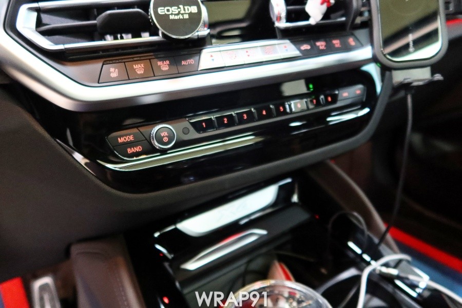 BMW X4 실내 포인트 랩핑 - 3M 4D 리얼카본, 경남 창원 자동차 랩핑 전문점 랩91 / 마산, 김해, 창원