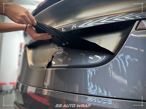 테슬라 모델 X 사고 수리 후 비비 오토 랩에서 3M 사틴 골드 더스트 블랙으로 보험랩핑 재시공하기 / 부산 강서구
