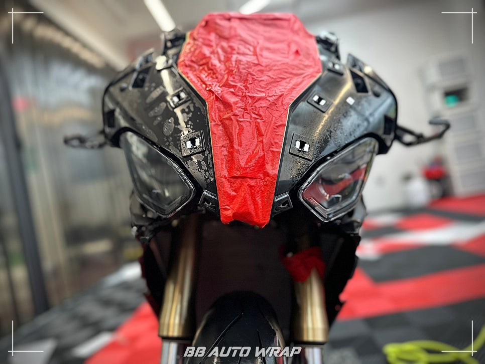 부산 바이크 PPF 전문점에서 BMW S 1000 RR  전체 시공으로 카울 새것처럼 관리해 보기