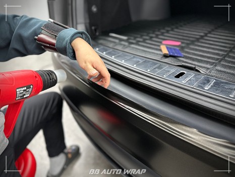 테슬라 모델 X 사고 수리 후 비비 오토 랩에서 3M 사틴 골드 더스트 블랙으로 보험랩핑 재시공하기 / 부산 강서구