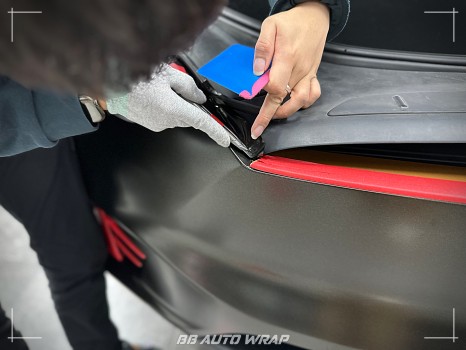 테슬라 모델 X 사고 수리 후 비비 오토 랩에서 3M 사틴 골드 더스트 블랙으로 보험랩핑 재시공하기 / 부산 강서구