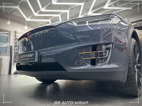 테슬라 모델 X 사고 수리 후 비비 오토 랩에서 3M 사틴 골드 더스트 블랙으로 보험랩핑 재시공하기 / 부산 강서구