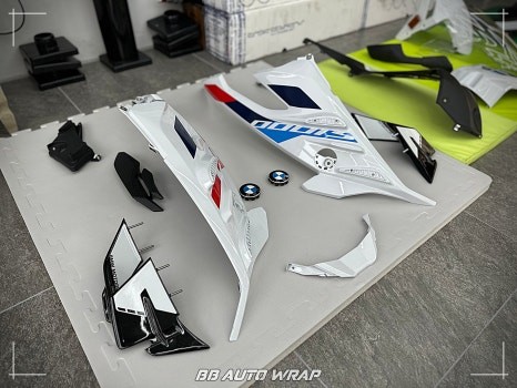 부산 바이크 PPF 전문점에서 BMW S 1000 RR  전체 시공으로 카울 새것처럼 관리해 보기