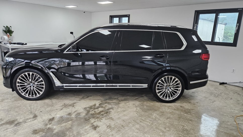 경기남부 / 곤지암 랩핑 랩데이 - BMW X7 크롬 딜리트작업으로 블랙으로 변신 / 이천시 마장면 장암리 / 성남.용인.이천