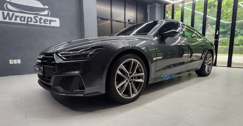 Audi A7 에이버리 사틴블랙 전체랩핑 / 아우디 / A7 / 경기도 고양시