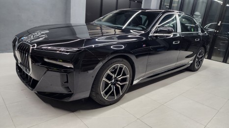 BMW i7 하단 투톤(듀오톤) 랩핑 / BMW / i7 / 경기도 고양시