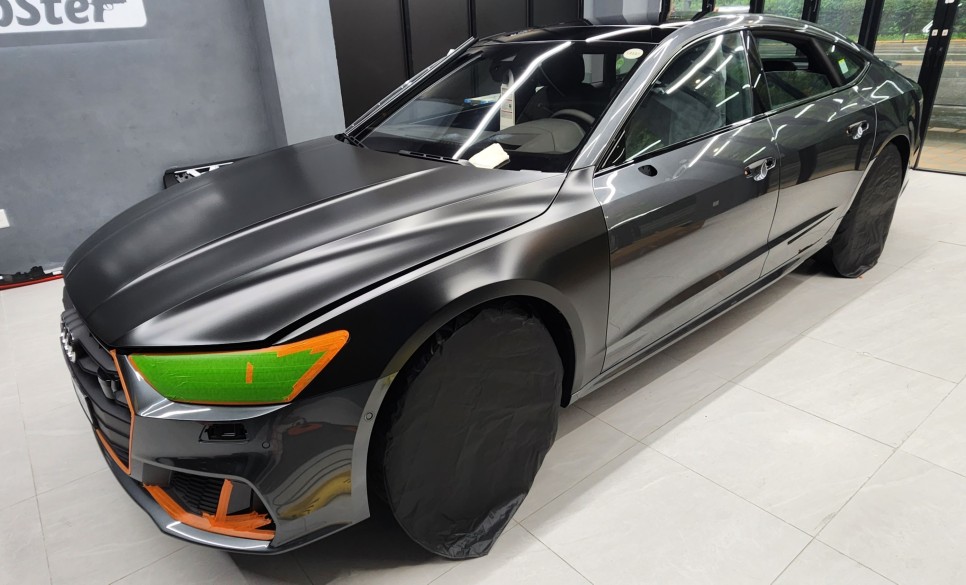 Audi A7 에이버리 사틴블랙 전체랩핑 / 아우디 / A7 / 경기도 고양시