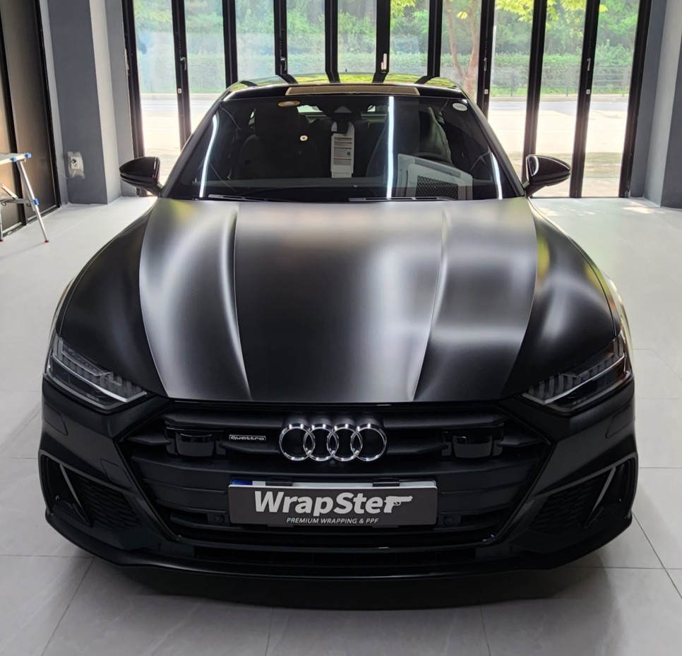 Audi A7 에이버리 사틴블랙 전체랩핑 / 아우디 / A7 / 경기도 고양시