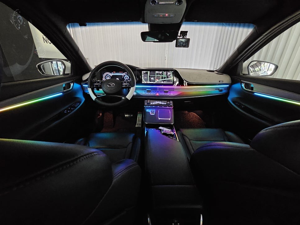 더뉴 IG 그랜저 실내 분위기 업그레이드! 진주 앰비언트 무드램프 / 진주, 창원, 순천