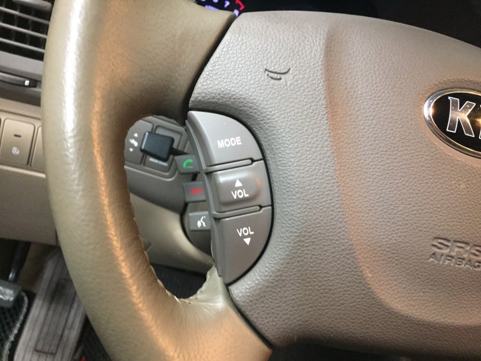 그랜드카니발 리무진 안드로이드 올인원 카컴10인치 매립