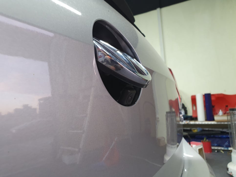 폭스바겐 골프7세대 MK7 순정형 폴딩후방카메라 장착. / 대전,세종,청주