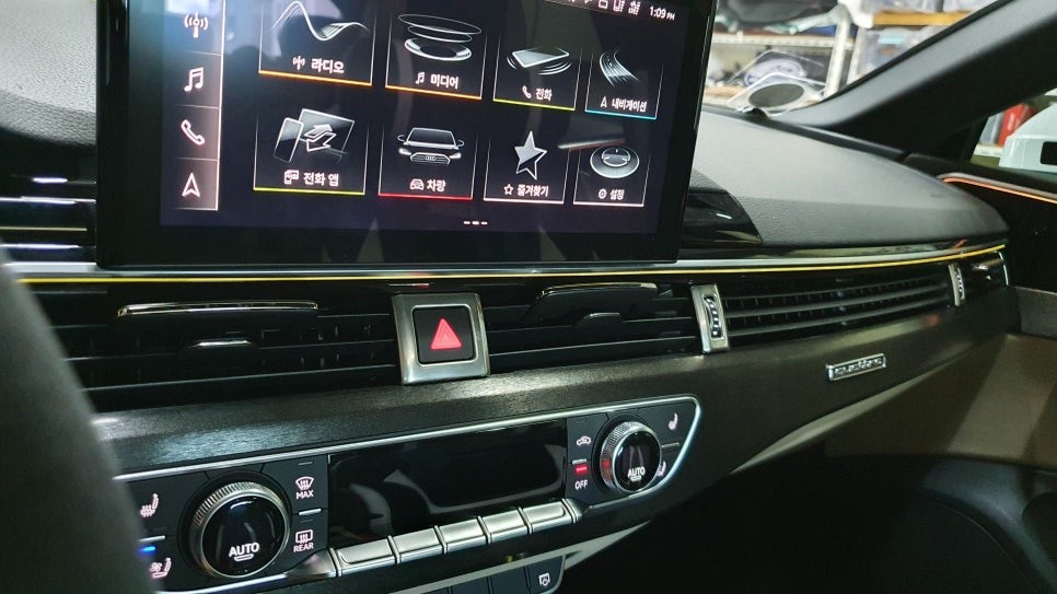 2021년 아우디 A5 엠비언트 라이트 무드등 장착. / 대전,세종,청주