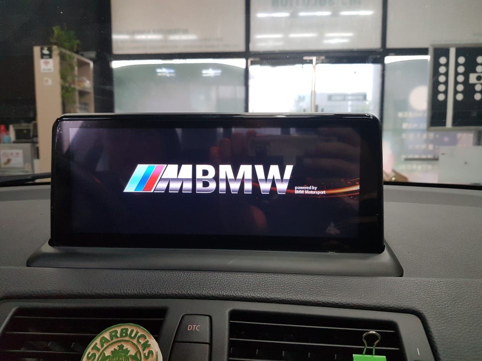 2011년 BMW 120D 안드로이드 네비게이션 10.25인치 장착. / 대전,세종,청주