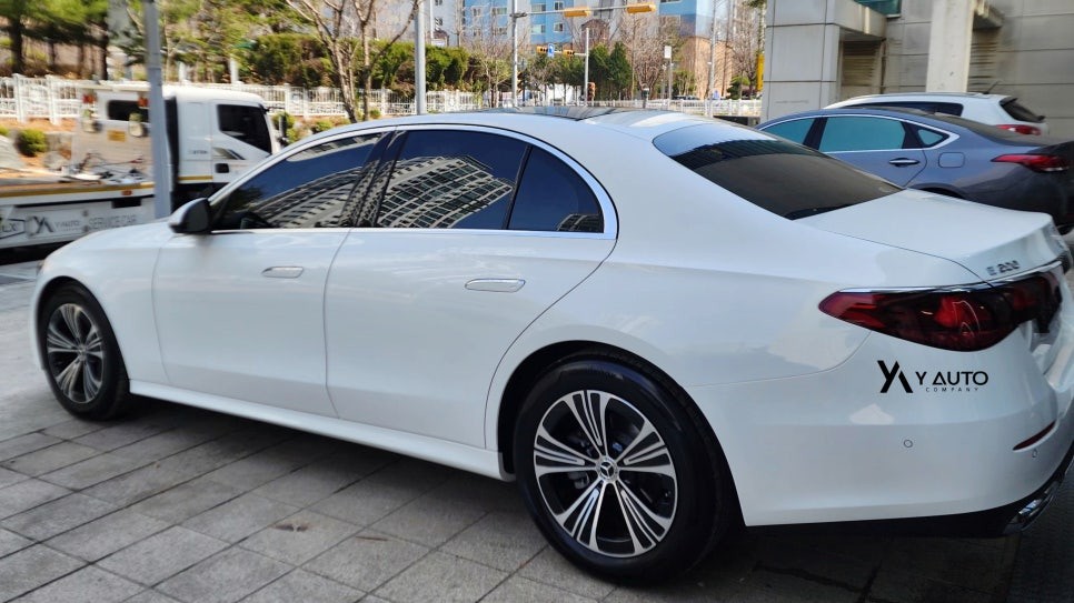 벤츠 E200 솔라가드 티타늄 썬팅 인천 와이오토컴파니