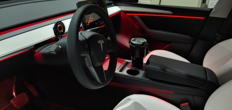 테슬라 모델Y 엠비언트, 테슬라 엠비언트는 전국에서 제일 많이 작업한 야무진튜닝의완벽한 엠비언트 / 포천, 양주, 의정부, 동두천