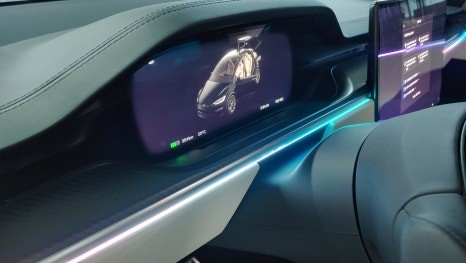 테슬라 모델X 엠비언트에 무빙을 담다!? 순정 퀄리티로 유명한 테슬라 엠비언트 전국 1등샵? / 포천, 양주, 의정부, 동두천