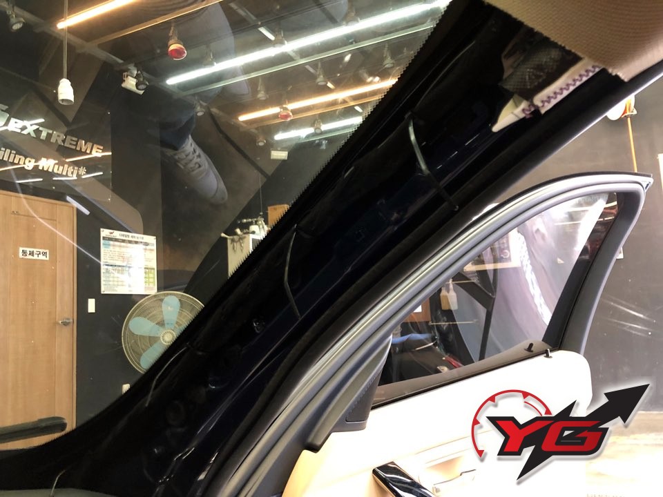 부산.울산.경남 / 양산 블랙박스 수입차 전문시공  BMW  F30 & F10 아이나비 블랙박스 Z5000  QXD5000 장착 / 경남 양산, 김해, 부산