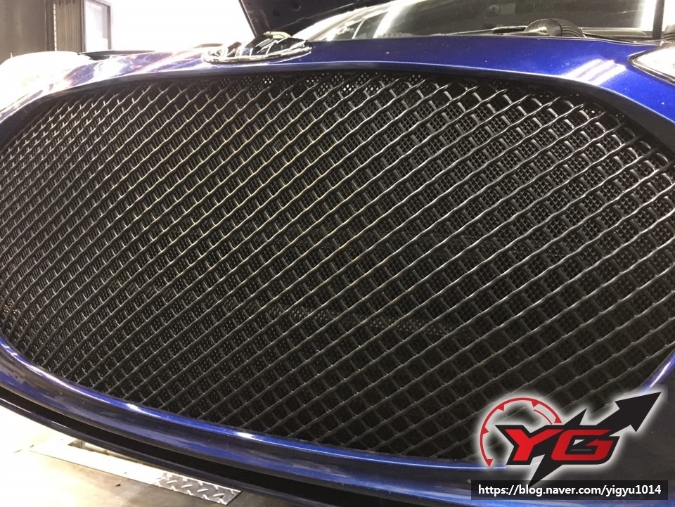 양산튜닝 제네시스쿠페전면커스텀통그릴망작업 / 경남 양산, 김해, 부산
