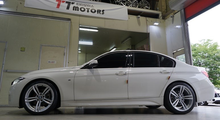 [BMW 휠튜닝] BMW 330I 차량 437M 정품 중고 19인치휠 + 금호 PS91 타이어 장착작업!! / 인천 서구 석남동