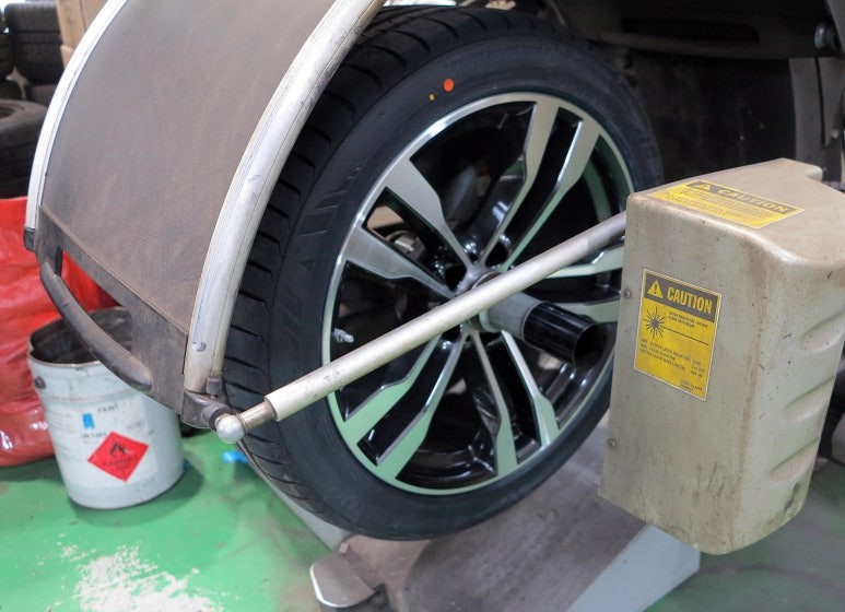 [ BMW 휠 튜닝] BMW X5 30D 차량 M50D 정품 20인치 휠 + 금호 크루젠 HP91 타이어 장착 작업!! 부천 순정 휠, 중고 휠 전문점 (주)티티 모터스 / 인천 서구 석남동