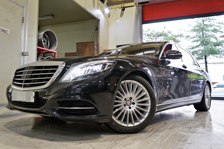 [벤츠 휠튜닝] 벤츠 W222 S클래스 S350 순정,중고 19인치휠 + 브리지스톤 타이어 장착작업!! 휠전문점 (주)티티모터스