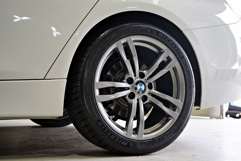 [ BMW 휠튜닝 ] BMW F30 320D 정품,중고 441M 18인치휠 + 미쉐린 PS 4 장착작업!! / 인천 서구 석남동