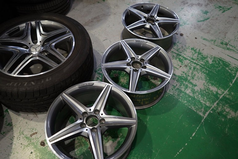 인천 / [벤츠 휠튜닝] 벤츠 C200 휠교체,C250 AMG 정품휠,중고휠 18인치휠 장착작업! 휠전문점 부천 티티모터스 / 인천 서구 석남동 / 서구.계양.부평