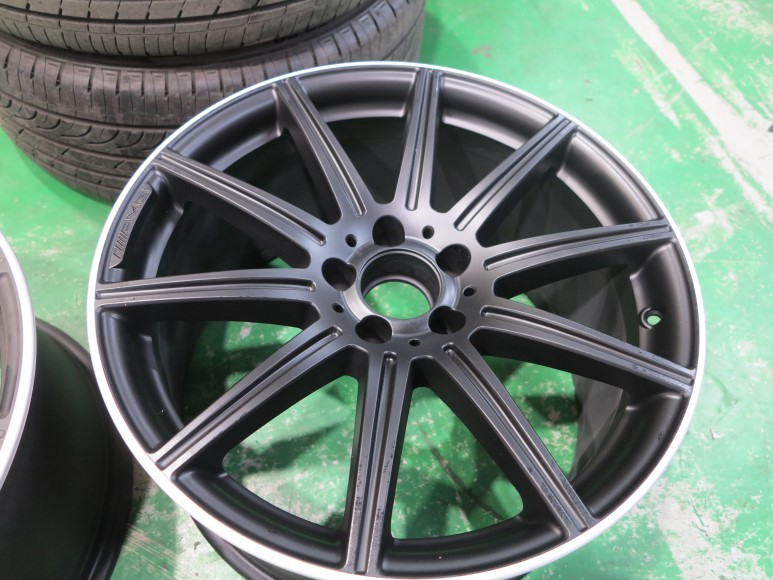 벤츠 CLS 63 AMG 19인치휠 장착작업!! 벤츠 순정휠,정품휠,중고휠 전문점 부천 티티모터스.