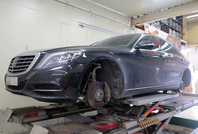 [벤츠 S 클래스] 벤츠 S400 마이바흐 정품 20인치 휠 + 금호 타이어 장착 작업!! 휠 튜닝 전문 티티 모터스 + 순정 휠 중고 휠 + 벤츠 휠 타이어 / 인천 서구 석남동
