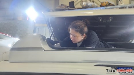 창원 진주 Ka4 카니발 리무진형 소브 일체형 루프박스(단문형) 장착 / 창원시 마산회원구 봉암동