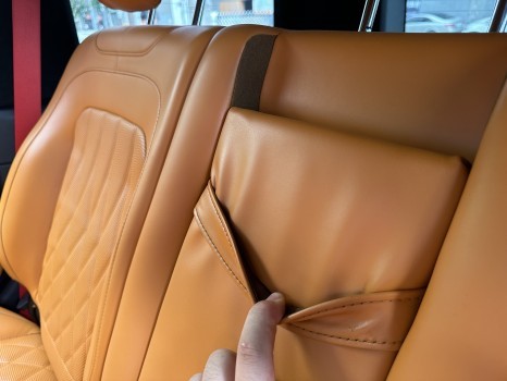 벤츠 지바겐 G바겐 G63amg(W463b) 실내 커스텀 핸들 시트 가죽 염색 에르메스 오렌지 커스텀 튜닝 시공 / 서울 성동구