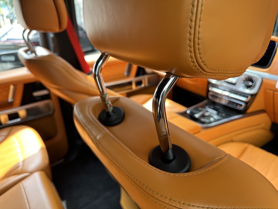 벤츠 지바겐 G바겐 G63amg(W463b) 실내 커스텀 핸들 시트 가죽 염색 에르메스 오렌지 커스텀 튜닝 시공 / 서울 성동구
