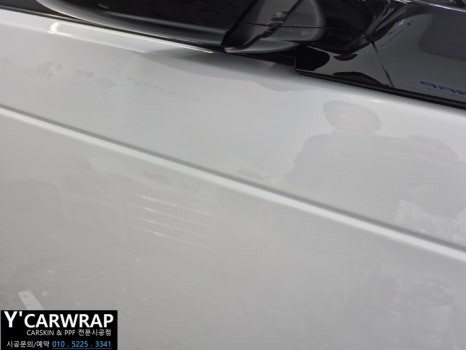 디스커버리 5 전체 랩핑 :) 순정같은 느낌 유광 화이트 블랙 투톤 / 화성 동탄치동천로