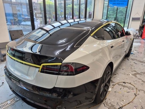 테슬라 모델S 크레용 유광 그레이 :) 멋.있.다! 전체랩핑 시공 / 화성 동탄치동천로