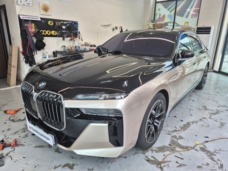 BMW 7시리즈 존.멋.탱 :) 듀오톤 고광택 샴페인골드 랩핑 / 화성 동탄치동천로