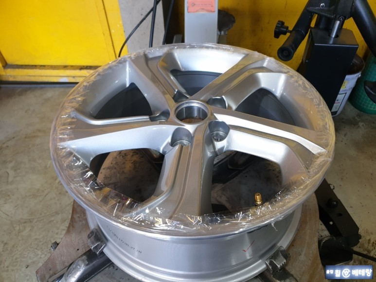 소나타 뉴라이즈 순정복원 [휠손상][복원비용할인] / 인천 서구 금곡동